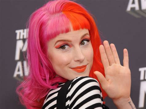 Hayley Williams Of Paramore Opens Salon In Nashville Rutherford Source