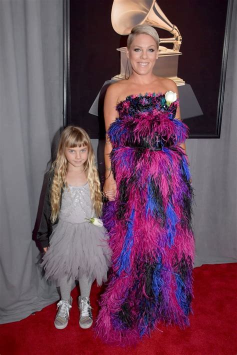 Pink And Willow Hart At 2018 Grammys Popsugar Celebrity Uk