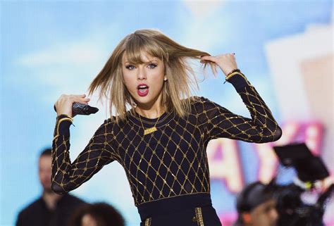 Spotify Ceo Calls Out Taylor Swift For Pulling Her Songs Not All Free