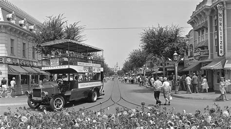 A Look Back The Disneyland Omnibus Debuts In 1956 Disneyland Photos