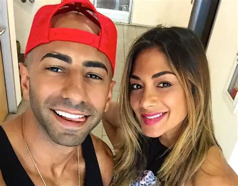 What Caused Yousef Erakat Take A Hiatus From Vlogging Know His Dating
