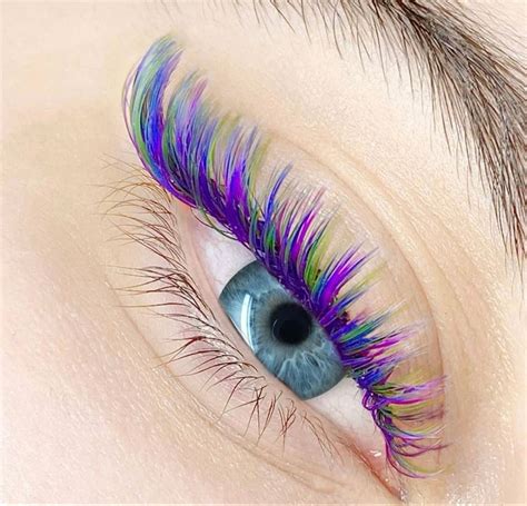 color eyelash extensions en 2022 extensiones de pestañas pestañas maquillaje de ojos