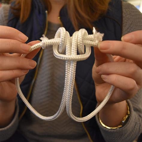 How To Make Rope Handcuffs In Less Than 30 Seconds Task And Purpose