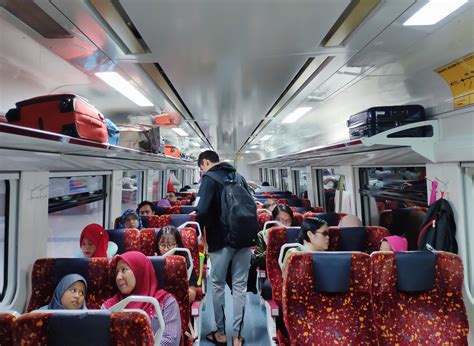 Kuala lumpur, sept 11 — the keretapi tanah melayu berhad (ktmb) will introduce the business class seats for the electric train service 2 (ets2) next month. KTMB ETS: The KL - Ipoh milk run - Quirky Transit and Travels