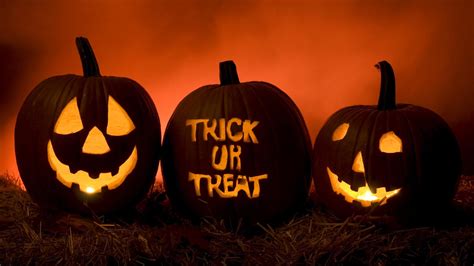 Trick Or Treat Happy Pumpkins Of Halloween Wallpaper Download 1600x900