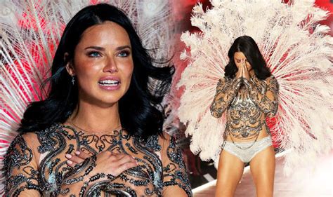 Victorias Secret 2018 Adriana Lima In Sheer Chain Top As She Confirms