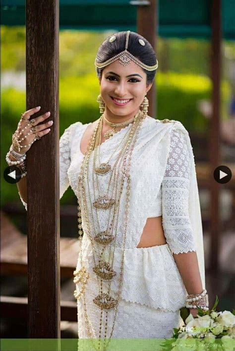 Kandyan Bride Bridal Dress Design Sari Wedding Dresses Bridesmaid Saree