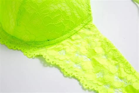 Neon Green Top Sexy Underwear Set Hot Bras Cotton Brassiere Women Lingerie Thong Set Lace Plus