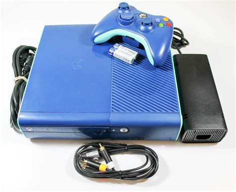 Xbox 360 E 500gb Special Edition Arctic Blue System With Blue Controller
