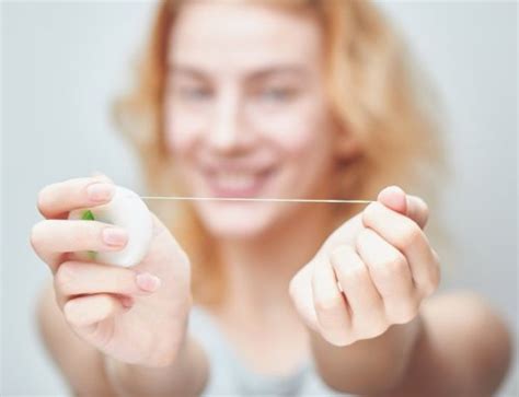 How To Floss Quick Step By Step Guide From The Experts Churchfield