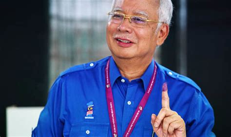 The election commission chairman mohd hashim abdullah told photojournalists shortly after early results showed that bn had strayed seats in key states that have traditionally been its strongholds, erect the prospect that it could be. Malaysia election 2018 results: How many parliamentary ...