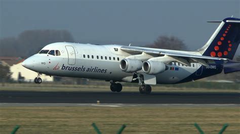 Brussels Airlines Avro Rj100 Beautiful Landing Brussels Airport Youtube