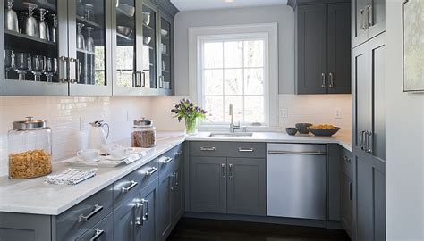 When speaking of grey kitchen cabinets ideas, the dark grey tones are the best choice for those of you who are following trends. 66 Gray Kitchen Design Ideas - Decoholic
