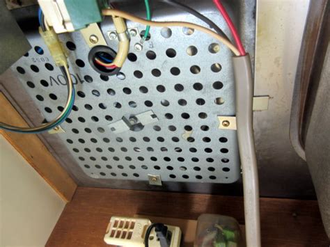 報ならsuumo | suumo賃貸 | 不動産会社検索ならスマッチ | 住宅相談はスーモカウンター | 中古車ならカーセンサー | ホットペッ. アパートミニキッチン電熱ヒーター漏電：IHのKZ-11BPに交換工事 ...