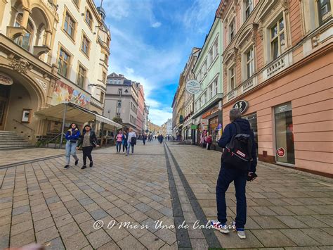 Karlovy Vary Intr O Excursie De O Zi Din Praga Cum Ajungi Unde Te