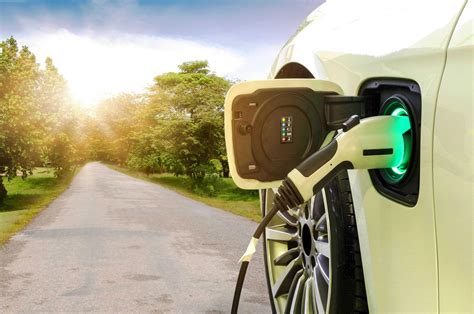 3 KEY QUESTIONS ABOUT ELECTRIC VEHICLES | arval.com