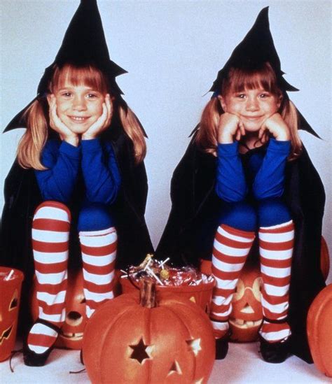 Terdapat banyak pilihan penyedia file pada halaman tersebut. The Olsen twins in 'Double, Double, Toil and Trouble ...