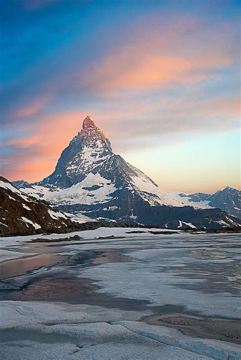 Matterhorn From The Frozen Riffelsee Lake Matterhorn At Su Flickr