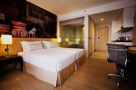 The straits hotel & suites is placed a few minutes' drive from jonker street night market. Comfy Room - Picture of The Straits Hotel & Suites, Melaka ...