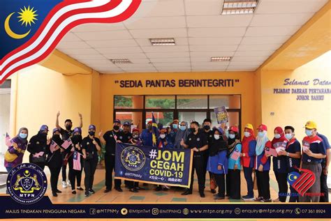 .johor bahru aras 2, blok b, pusat islam iskandar johor, jalan masjid abu bakar 80990 johor bahru johor darul takzim tel : KONVOI KEMBARA MERDEKA JALUR GEMILANG DAN KEMPEN KIBAR ...