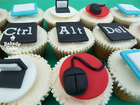 It Or Computer Themed Cupcakes By Bakedy Cake They Were The Perfect