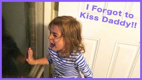 She Forgot To Kiss Daddy Goodbye Sam And Nia Youtube