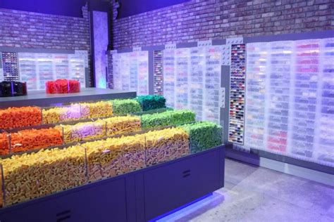 Lego masters pits eight pairs of brick heads against each other in a quest to impress with their creativity, design and flair. LEGO Masters bei RTL: Zweite Folge in der TV-Kritik - der ...