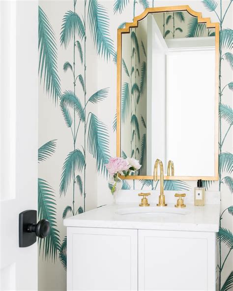 Palm Leaf Wallpaper Bathroom
