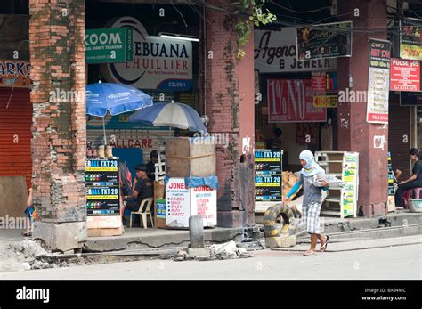 Colon Street Scene Cebu City Philippines Stock Photo Alamy