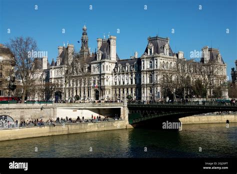 Invierno En Paris Francia Fotografías E Imágenes De Alta Resolución Alamy