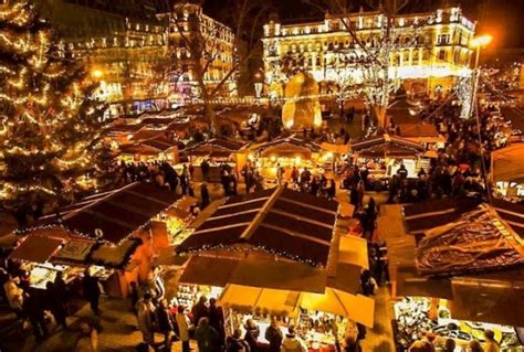 42 Beautiful Photos Of Christmas In Budapest Hungary Christmas Photos