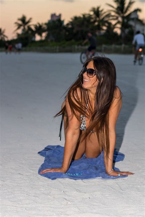 Claudia Romani Topless The Fappening Leaked Photos