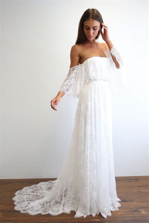 Casual beach dresses are typically white, ivory or champagne, but you may also want to choose a dress that has an accent color to match your wedding colors. 1001 + ideas for stunning beach wedding dresses