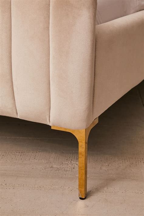 Marcella Velvet Bed | Спальня