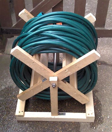 The garden hose reels below aren't the cheapest, but they will last you years. The 25+ best Hose reel ideas on Pinterest | Wood reels ...