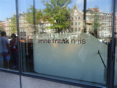 Anne Franks Secret Annex Annaloavil Flickr