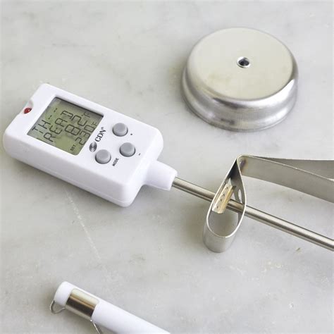 Cdn Sugar Thermometer Digital Buy Now At Cookinglife