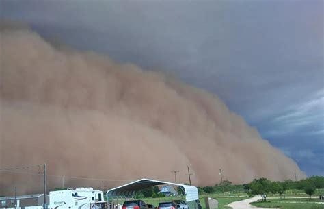 Great Texan Haboob Of 2019 Dust Storm From Reddit Clouds