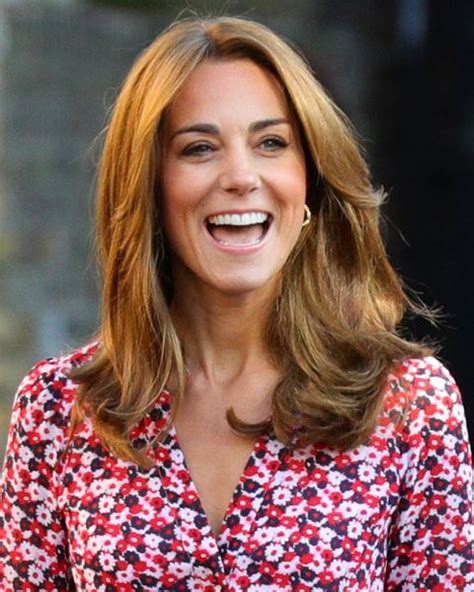 Kate Middleton Grey Hair So What She Has Some Gray Hairs She Carries
