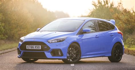 As a guide, the car window tinting prices will be in the region of £200 to £500 for all your car windows. How Much Does It Cost To Tint Car Windows On Average? 🏎️