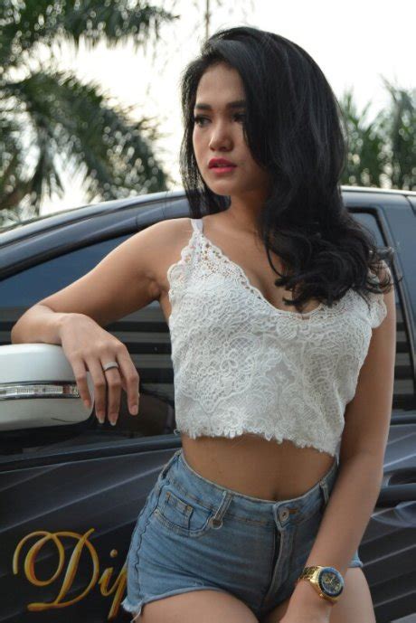 Diana Putri Car Model Indonesian Girls Only Model Hot Indonesia