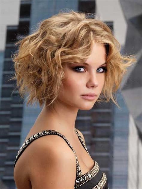 13 Gorgeous Messy Hairstyles For Curly Hair