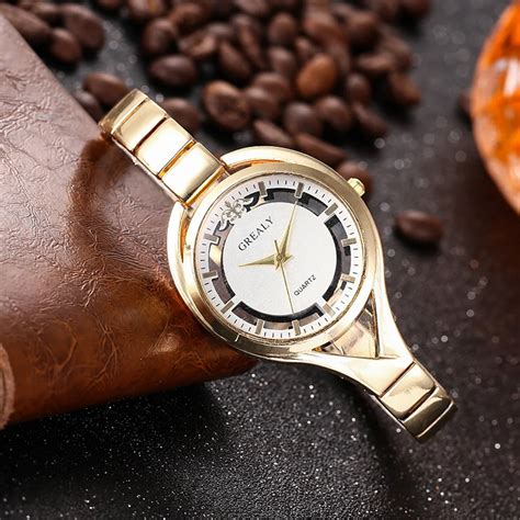 2018 Women Fashion Luxury Geneva Stainless Steel Band Analog Quartz Round Wrist Watch Watches