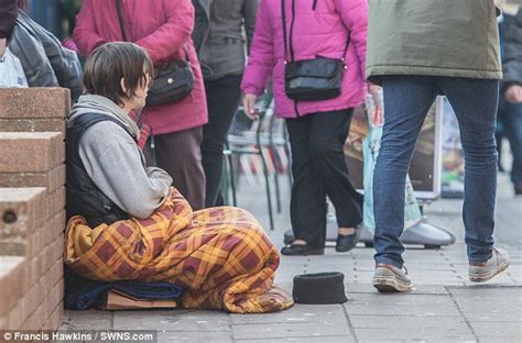 Gang Of Gloucestershire Beggars Are Earning Up To £43000 A Year Each