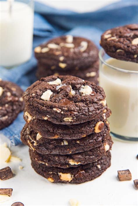 These mint double chocolate cookies are rich, decadent and highly addictive. Ultimate Double Chocolate Chip Cookies (or Triple ...