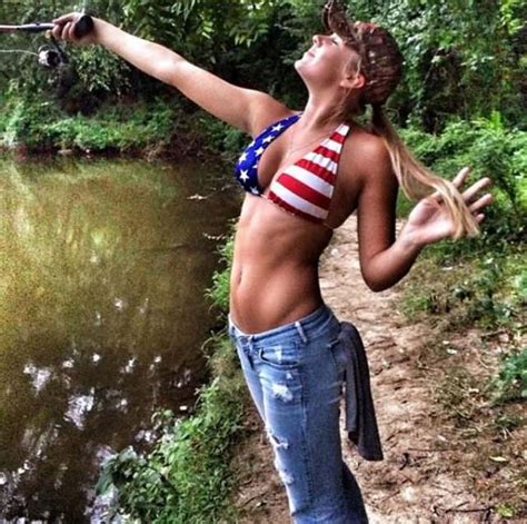38 Patriotic Babes That Will Make You Pledge Allegiance To