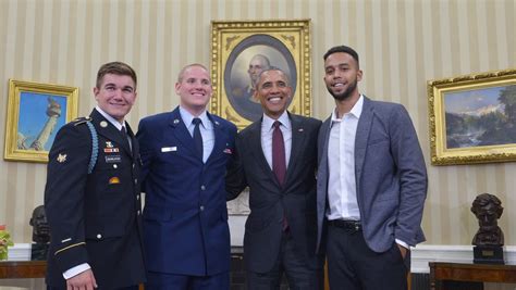 Obama Greets Paris Train Heroes As The Very Best Of American Character