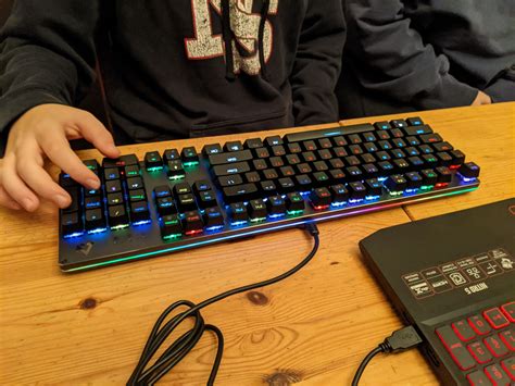 Aukey Km G12 Mechanical Gaming Keyboard Review The Gadgeteer