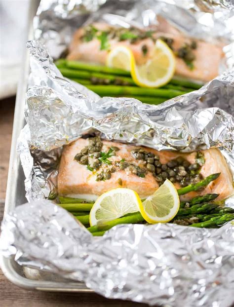 Method prep:20min › cook:20min › ready in:40min. Baked Salmon in Foil (Salmon Foil Packets) | Recipe ...