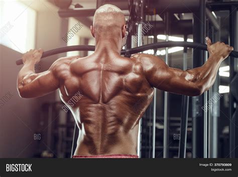 Muscular Bodybuilder Image And Photo Free Trial Bigstock